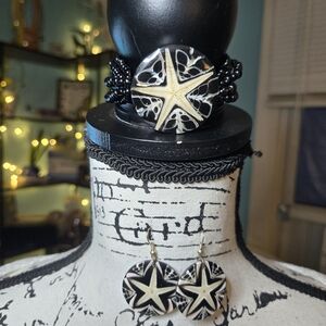 Black and White Starfish Jewelry Set